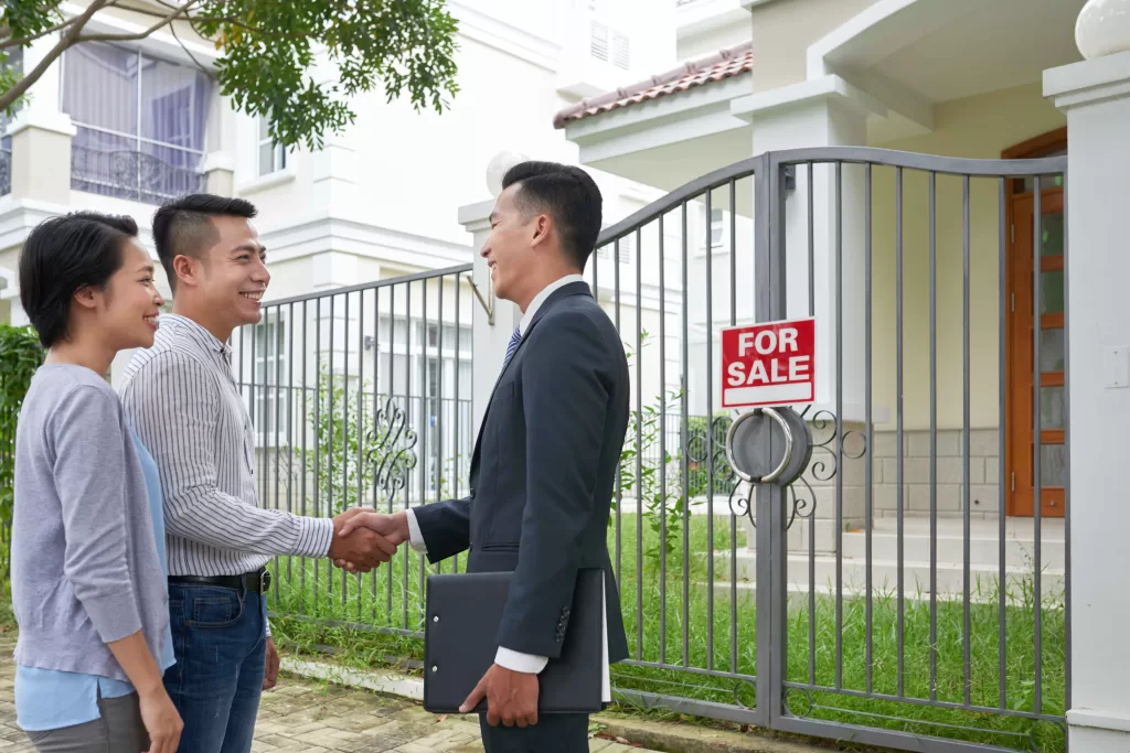 Stages of Selling a House